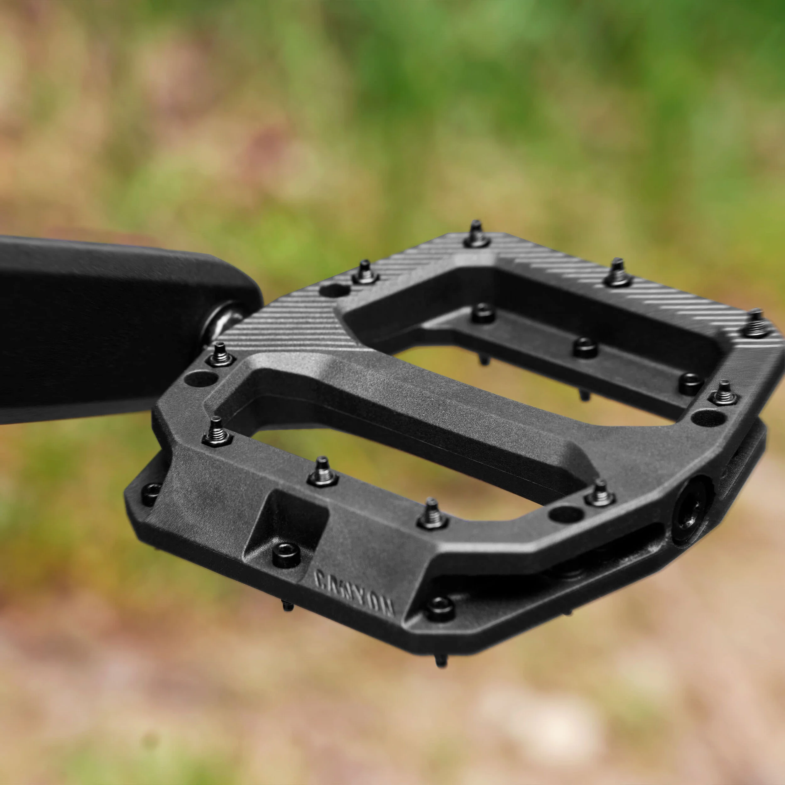 Нейлоновые плоские педали Canyon MTB — изображение 6